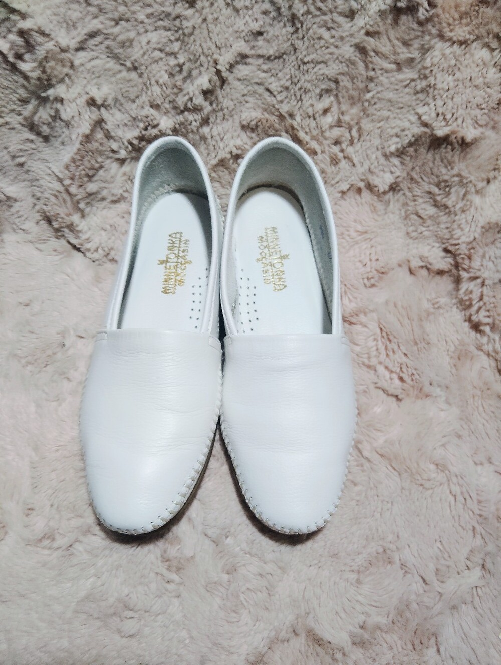 Minnetonka White Leather Slip-On Loafers - Picture 2 of 7
